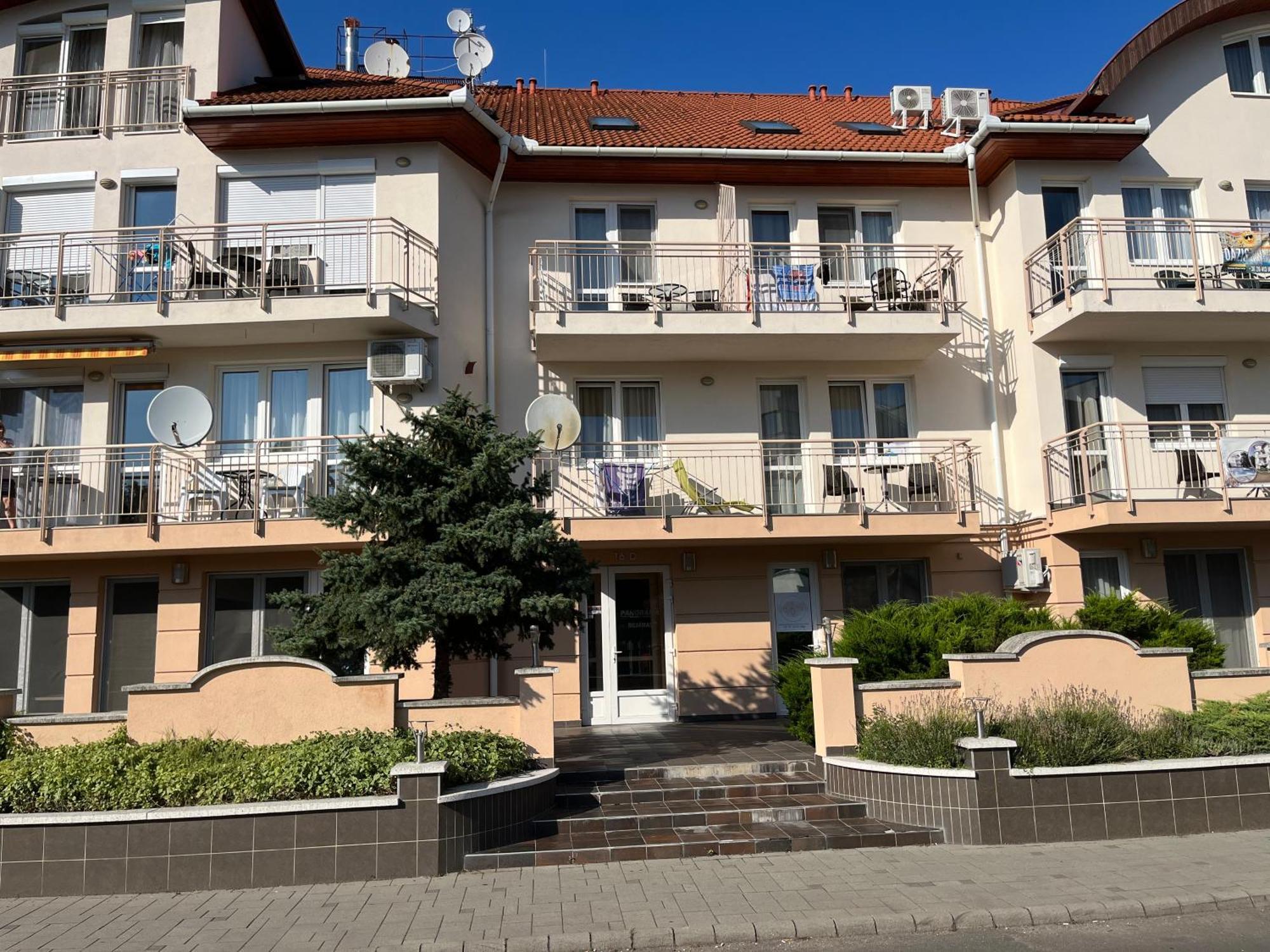 Brookforest Apartman Hajdúszoboszló Exterior foto